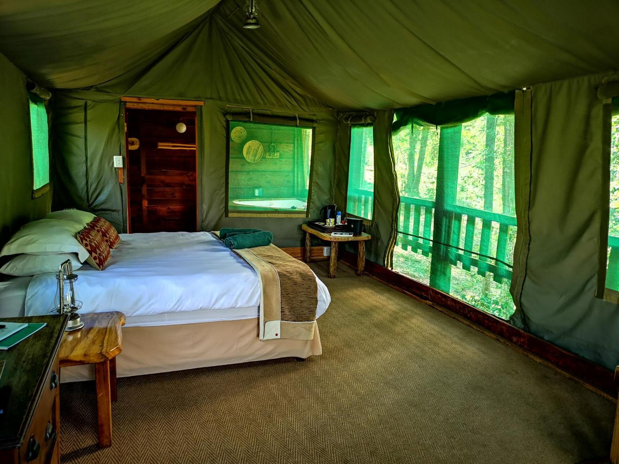 Fernhill Tented Treehouses Rheenendal Kültér fotó